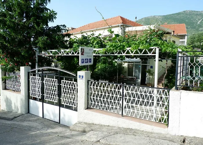 Epidaurum Apartments